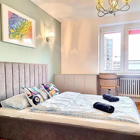 Piotrkowska 201 דירה *